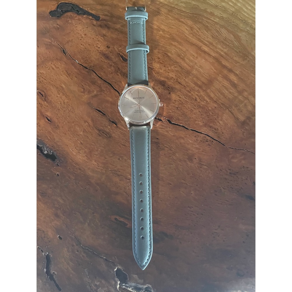 Monroe’ Classique Watch - Picture 3 of 7